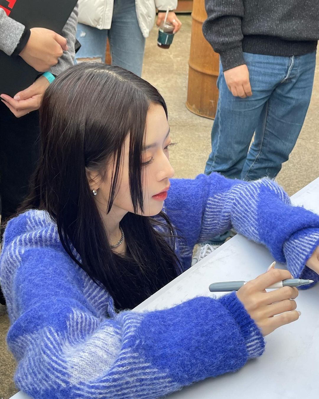 클래식한 볼드이어링 스타일 💛✨ 이미지"