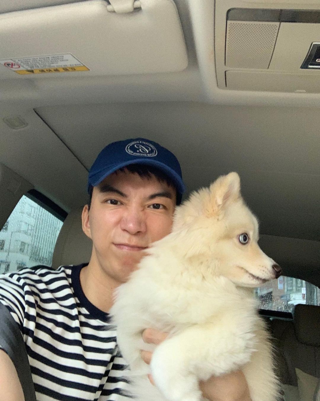 얇은 스트라이프 티 입어⚓️ 이미지6