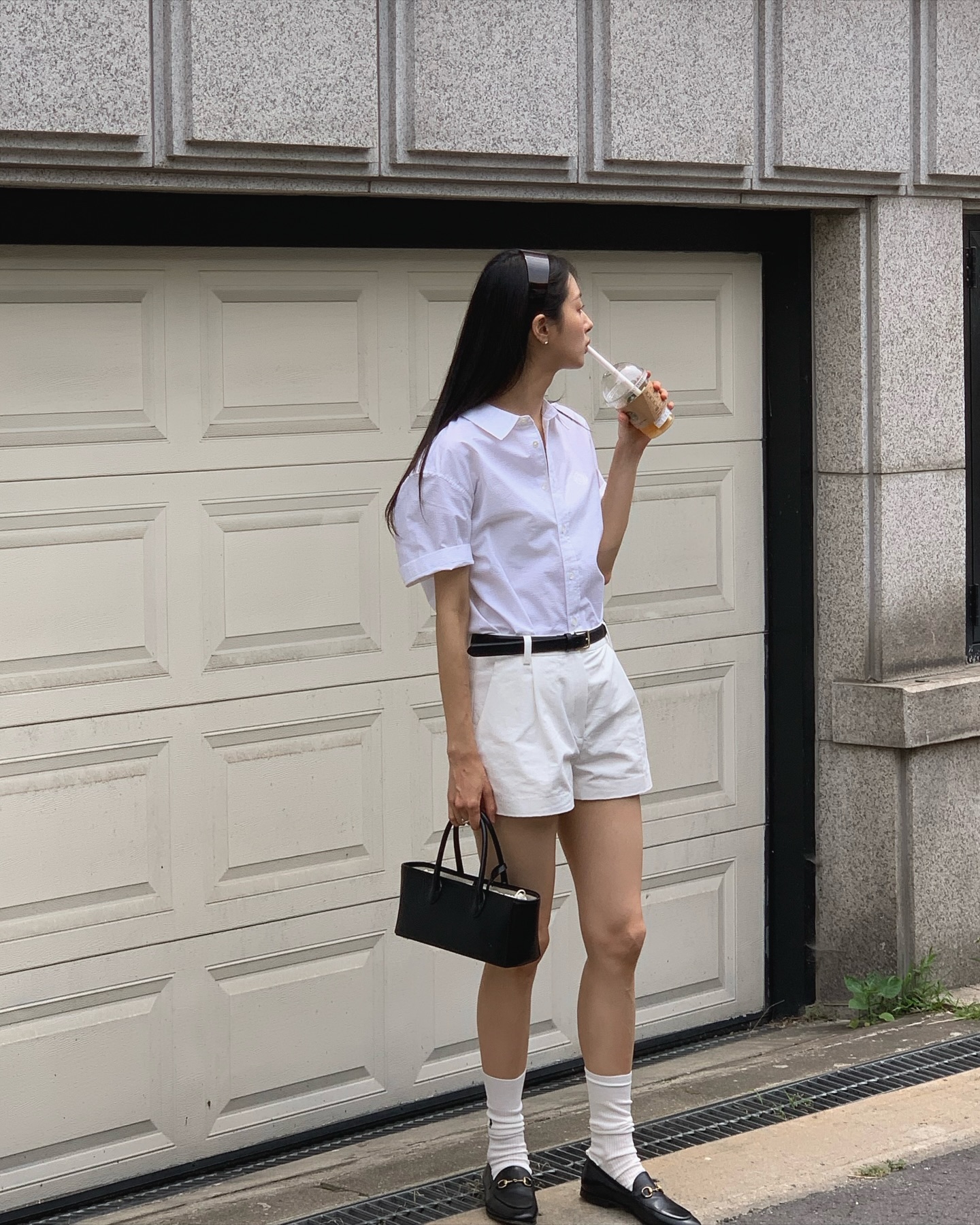 긴양말로 내추럴 여름 포인트🧦✔️ 이미지"
