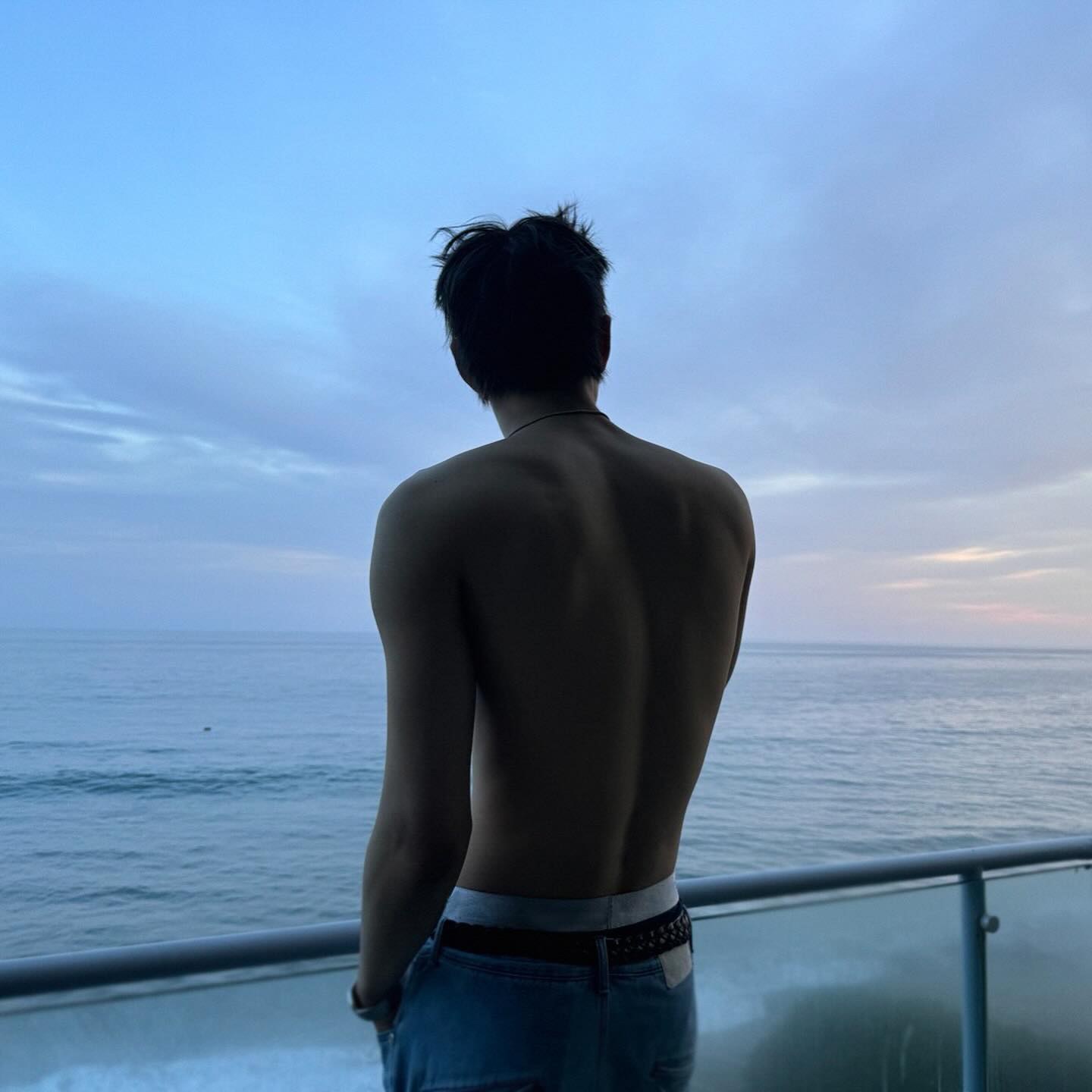 어깨 등 운동 한세트씩 추가💪🏻🔥 이미지3
