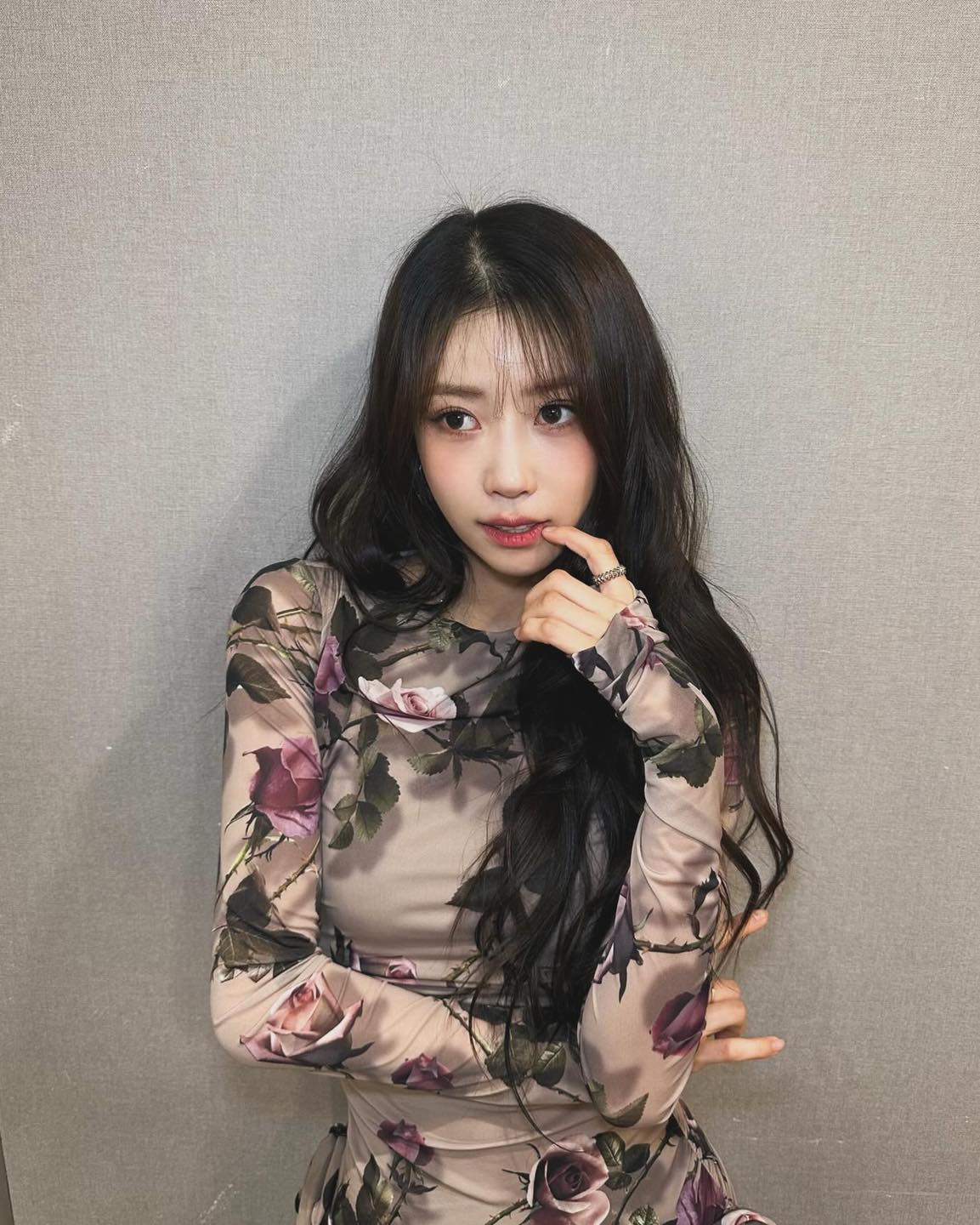 언니들 럭셔리 까르띠에 반지💍✨ 이미지"