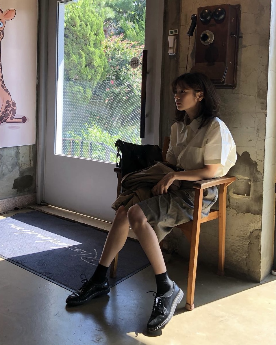단정한 출근 무드엔 숏슬랙스🖤🤍 이미지"