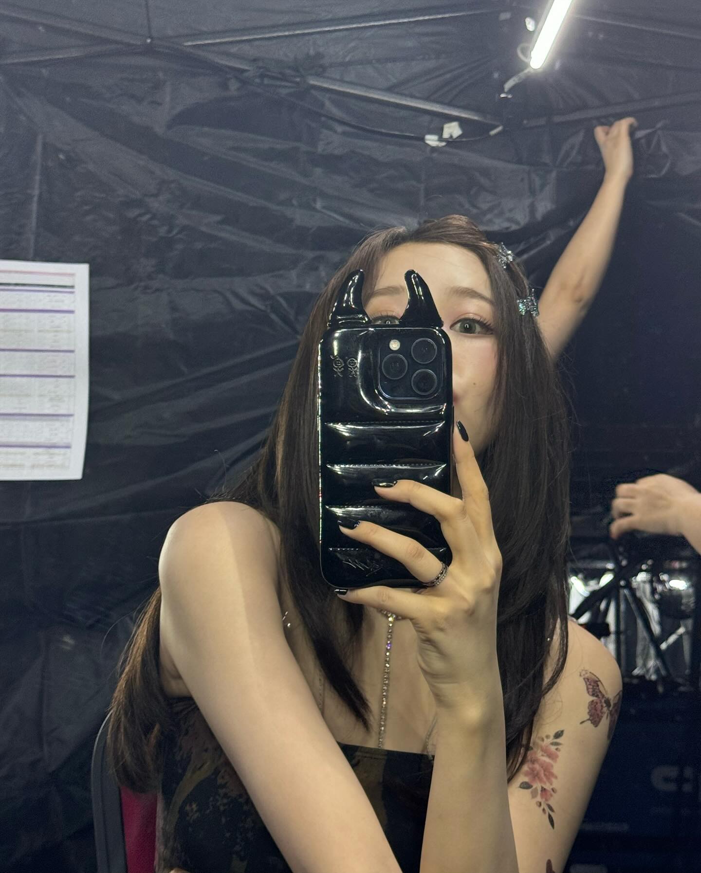 여돌들의 타투스티커🩷
올여름 포인트로 같이 붙이고 싶은 @친구 이미지4