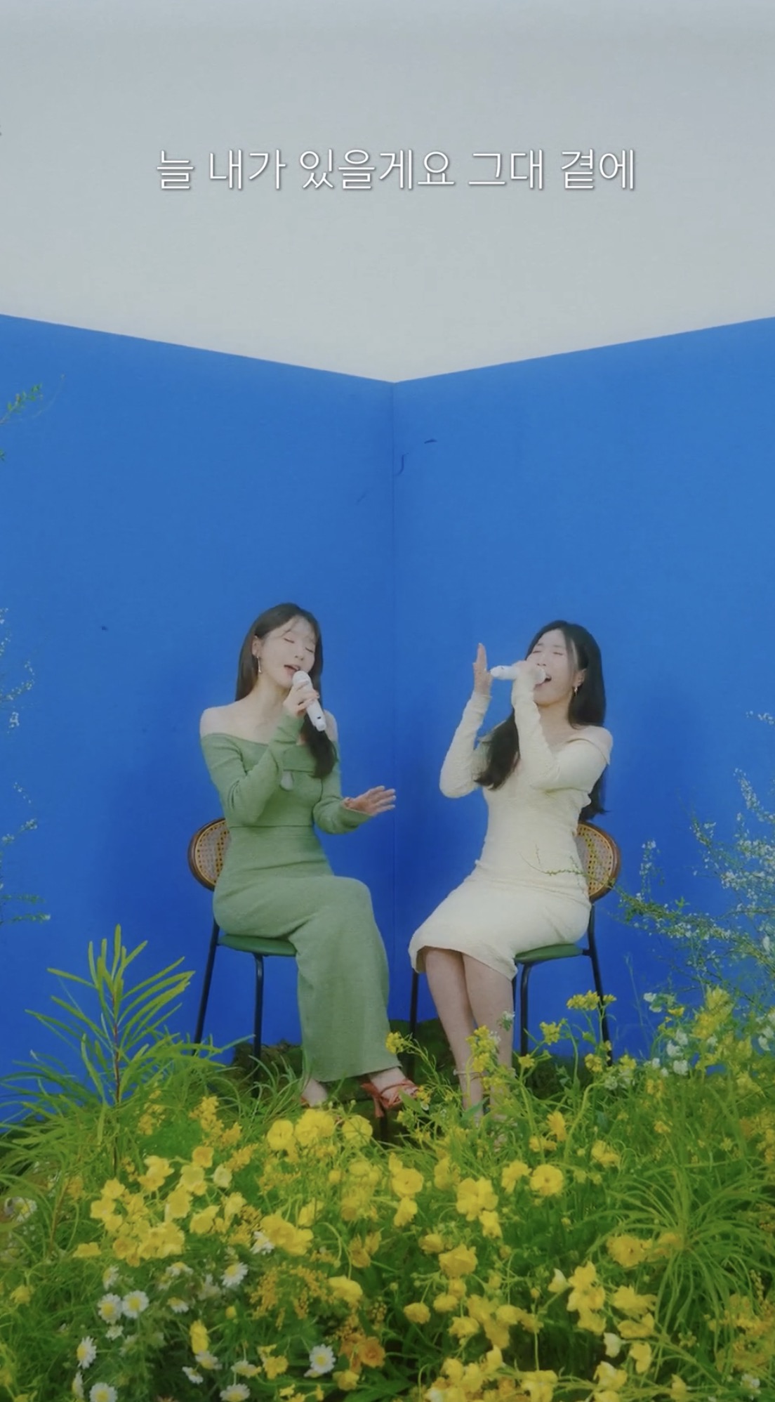 다비치도 체조 입성🎤🎵

2025년 1월 18일과 19일, 그룹 다비치가 16년 만에 체조 경기장에서 공연을 펼칩니다. 이번 공연은 다비치의 대표적인 히트곡들로 채워질 예정이며, 팬들에게 특별한 추억을 선사할 것으로 기대됩니다🖤

- 팬카페 선예매 (Pre-Ticketing)
2024.11.13 (WED) 8PM

- 일반 예매 (General Ticketing)
2024.11.15 (FRI) 8PM 이미지