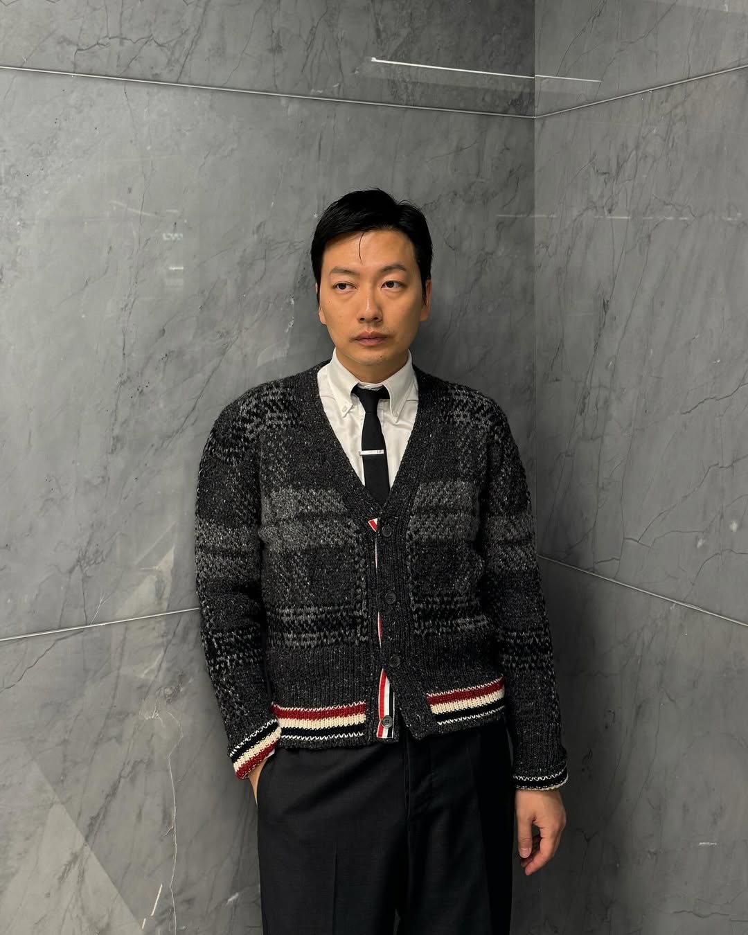 인간 톰브라운 이동휘🤵🏻 이미지