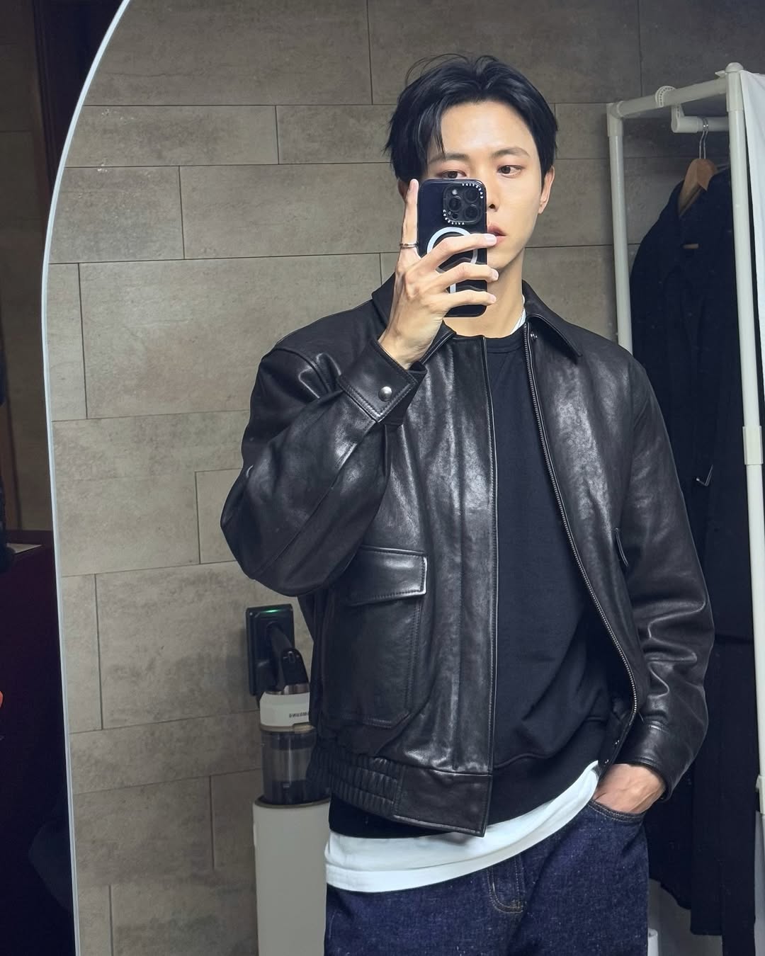 어, 나 오늘 좀 잘생겼는데📸 이미지