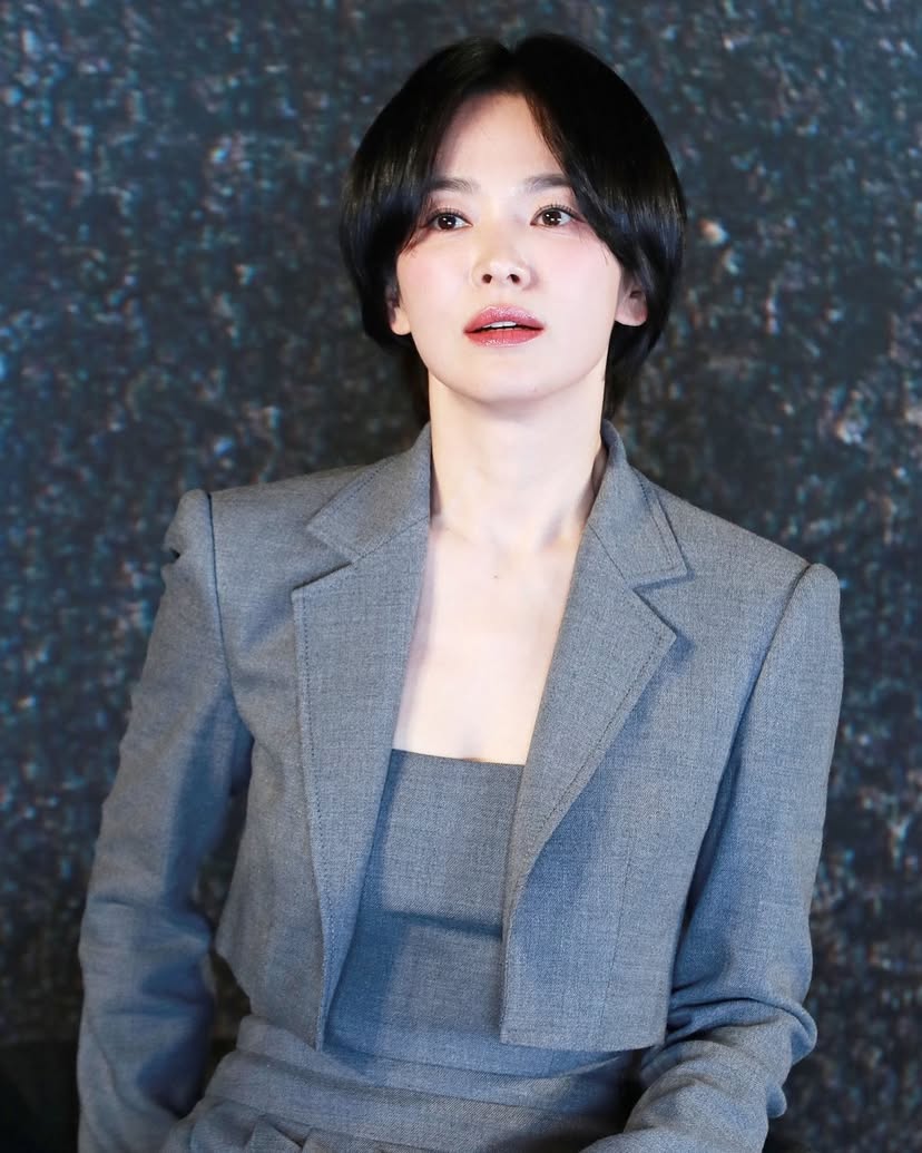 혜교언니 숏컷 가이드🩶감사합니다 이미지