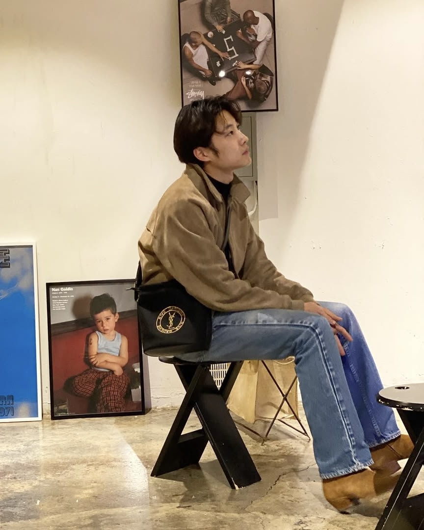 봄에는 스웨이드 부츠👞 이미지