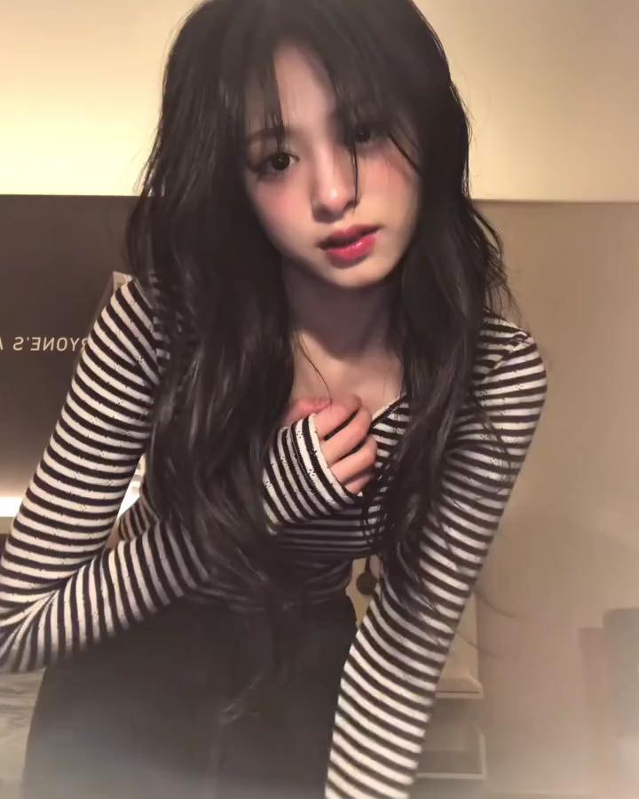 크롭티 입을 그 날을 위해..⭐️
슬슬 더워지니깐 @복근준비 이미지