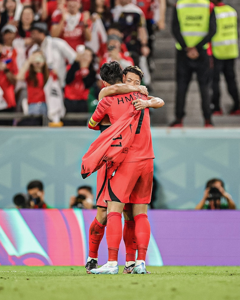 그때 그 순간 잊지못해..⚽️🏆
내년 2026 월드컵도 16강 가자!! 이미지