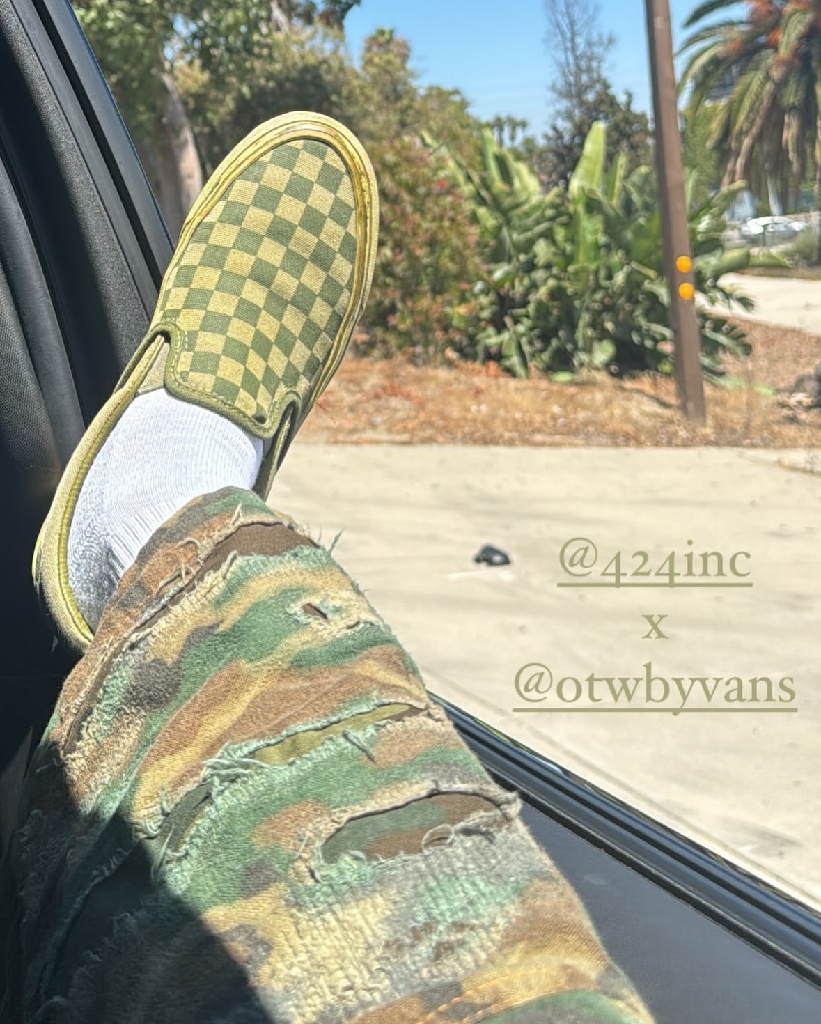 424 x 반스 OTW, 빈티지 감성 가득 슬립온⁠ 이미지