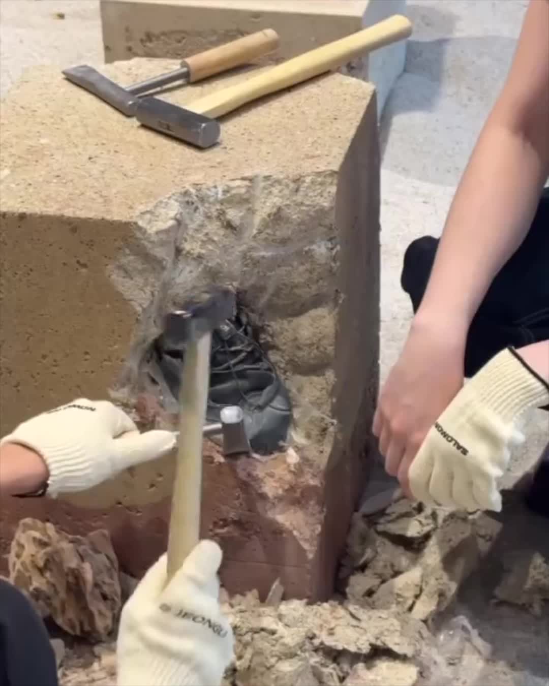 살로몬 x 정리, 전 세계의 이목을 끌다 🔥⁠ 이미지"