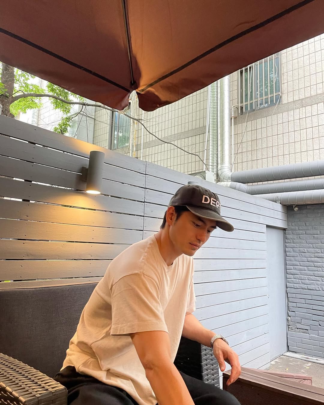 무지티는 블랙이냐 화이트냐🤔 이미지4