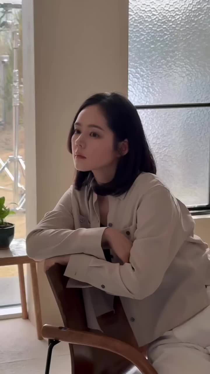 방부제 미모 본업 중🤍👸🏻공쥬님
언니는 왜..? 고귀하게 변함없는 미모에요??❤️ 이미지