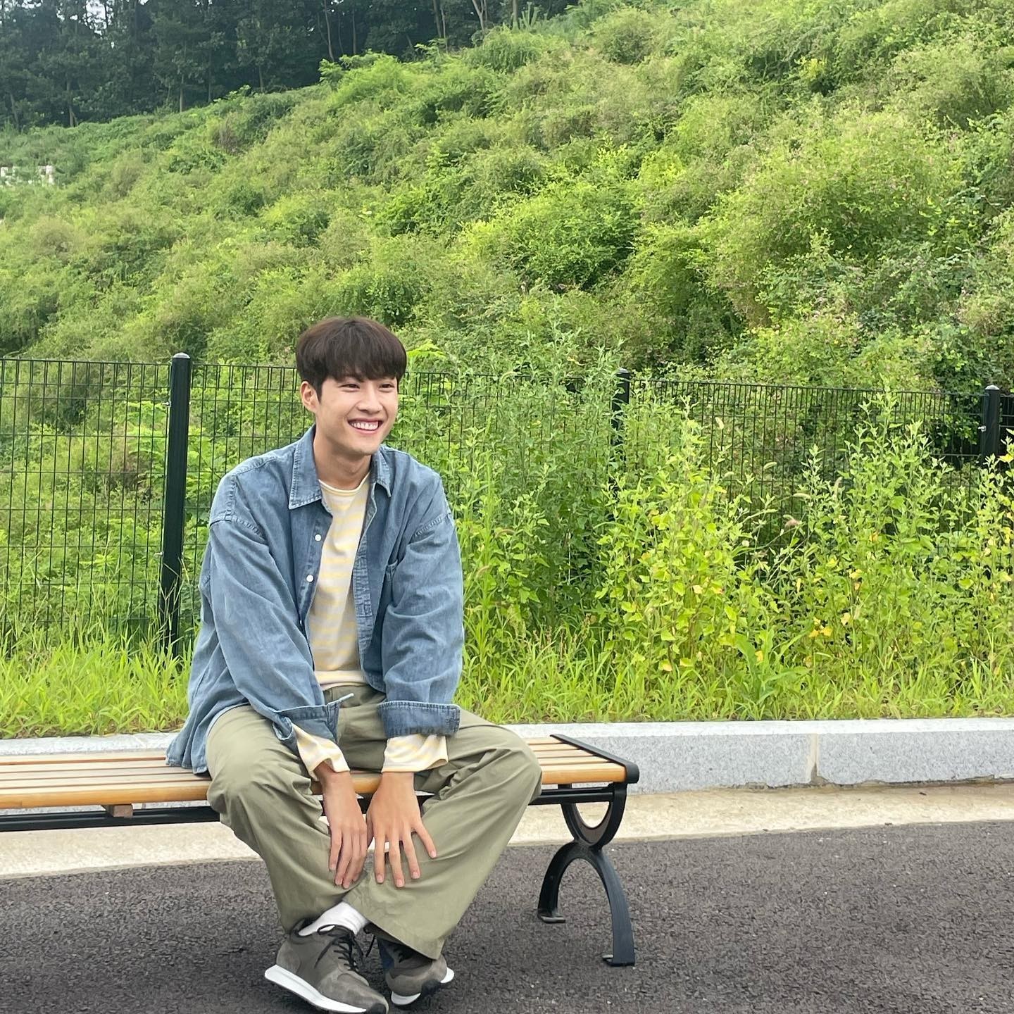 깔끔한 데님 셔츠는 요래👔⁠ 이미지
