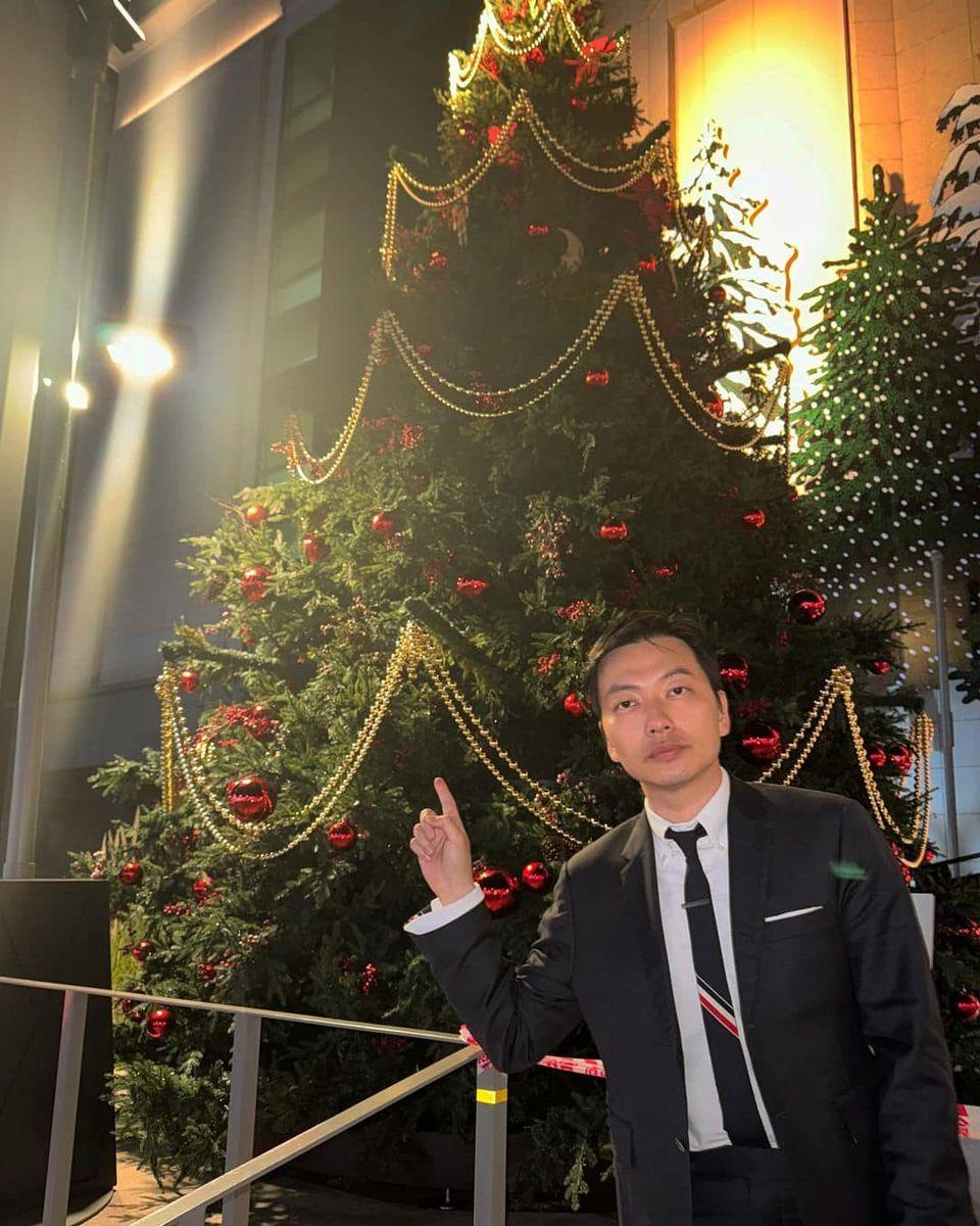 깔끔한 톰브라운 시그니처 타이👔 이미지