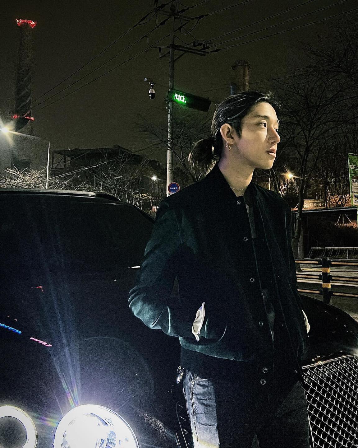 락스타다운 로렌의 스키니핏🎸 이미지