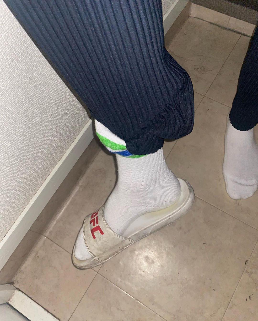 플리츠 입을 타이밍👖 이미지7