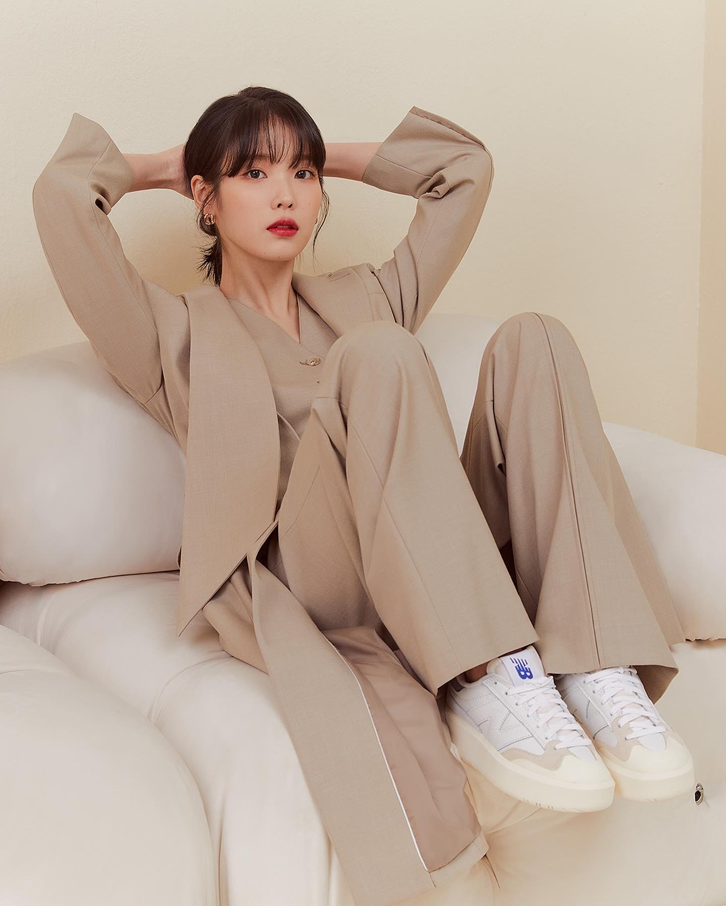 세계 여성의 날🏃🏻‍♀️💙아이유발란스
@함께할래?!👩🏻👟CT302 #광고 #지금시작해_너답게 이미지10