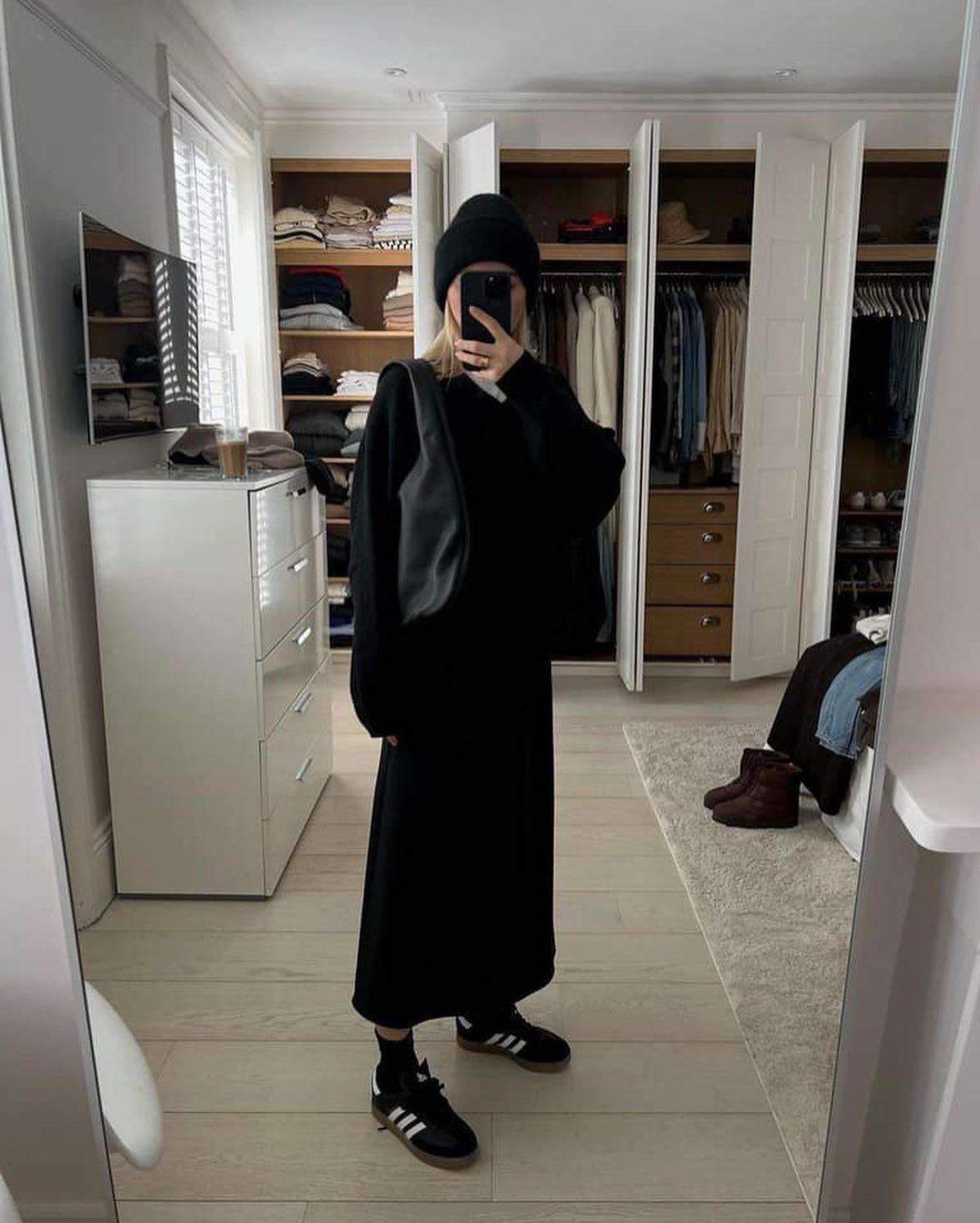 검정 비니로 미니멀룩🖤 이미지2