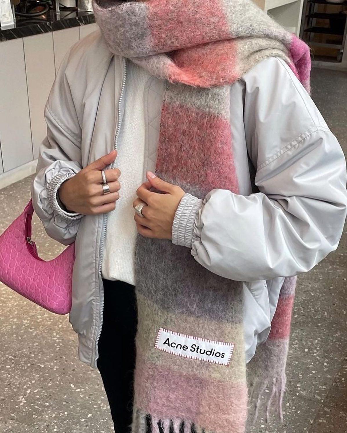이 중 하나는 내 취향🤎🧣 이미지8