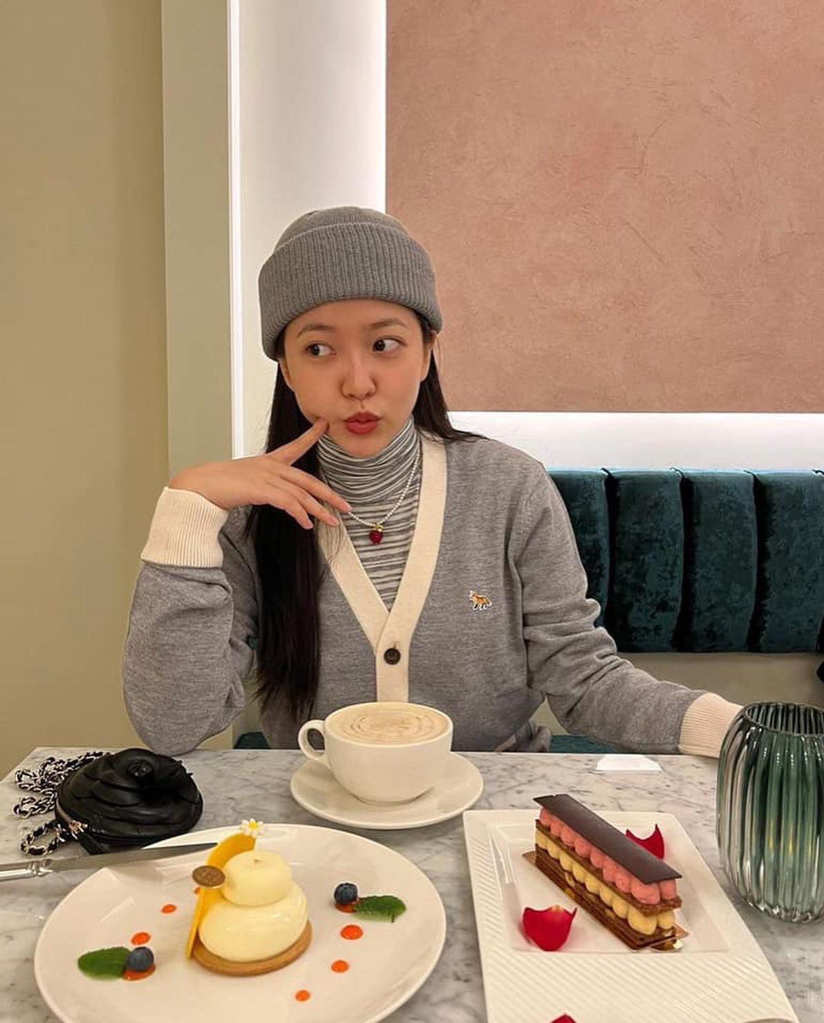 여우 하나 장만해🦊🖤메종키츠네 이미지2