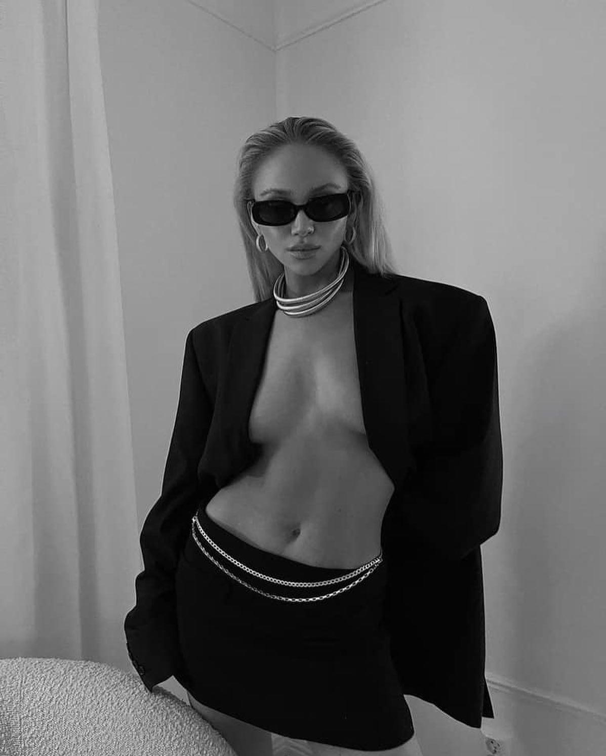 블링블링 연말룩💎🖤 이미지3