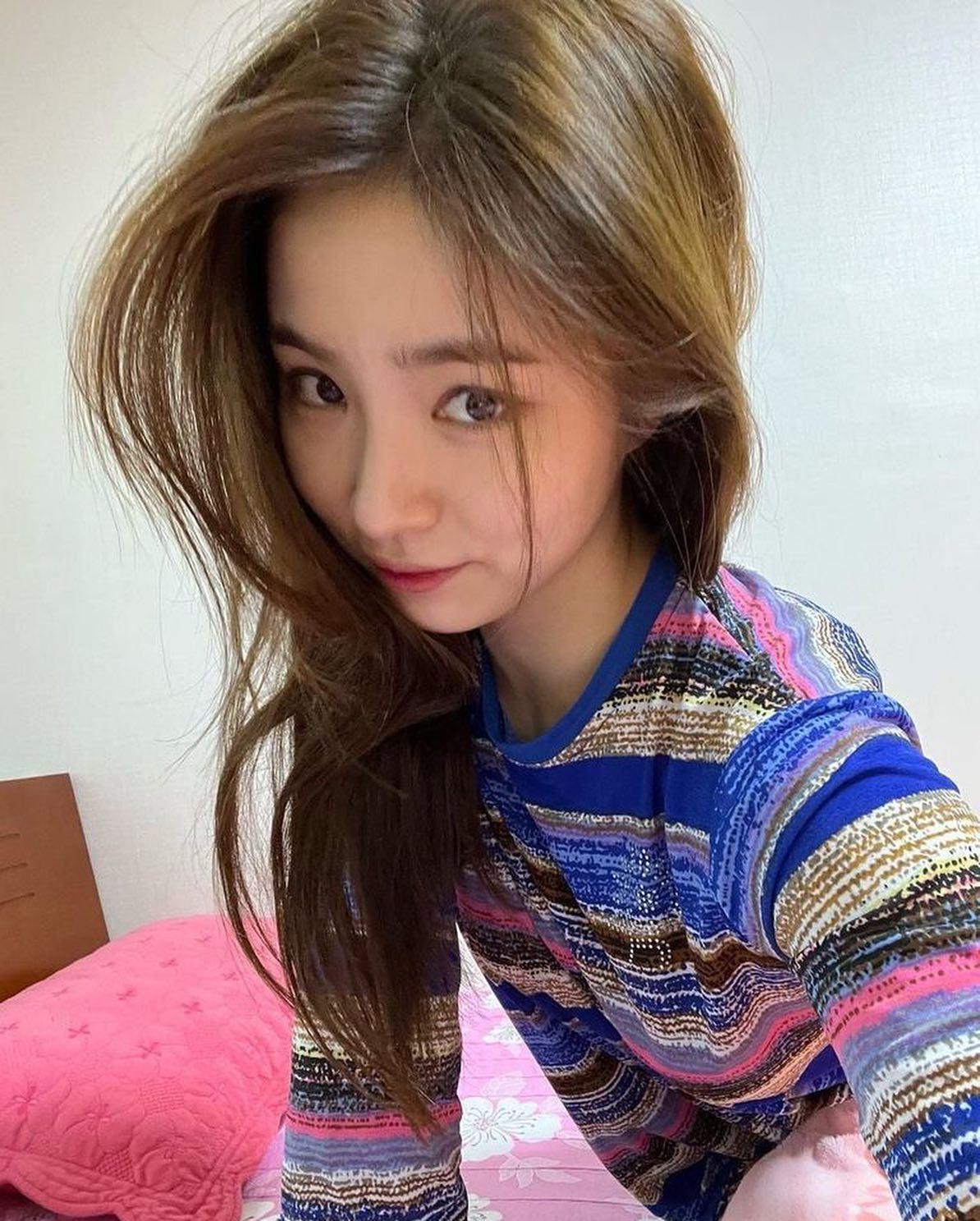 세경언니 피드 화보 그자체🙊❤️ 이미지6