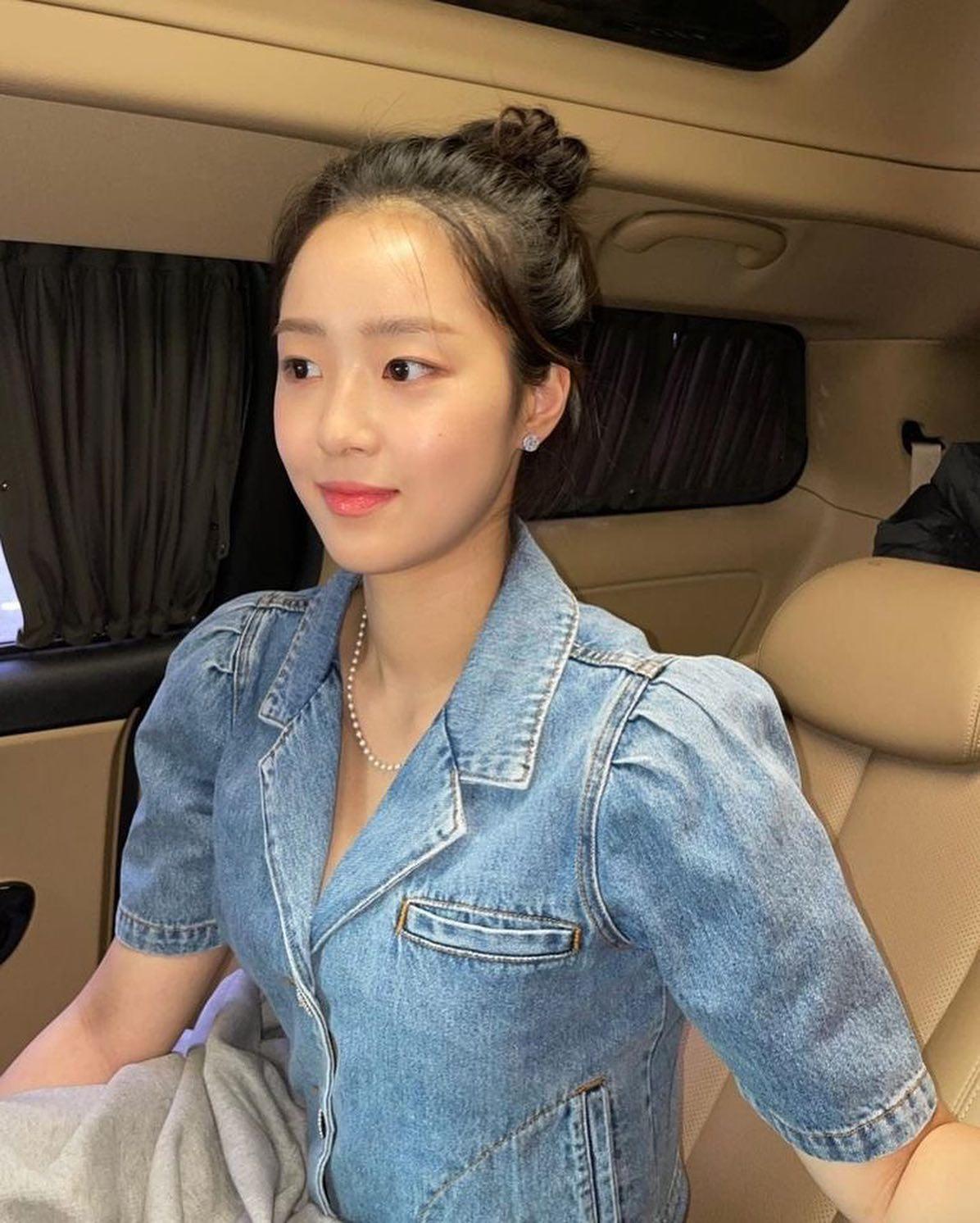 최예빈의 시원시원 코디센스🥰💙 이미지