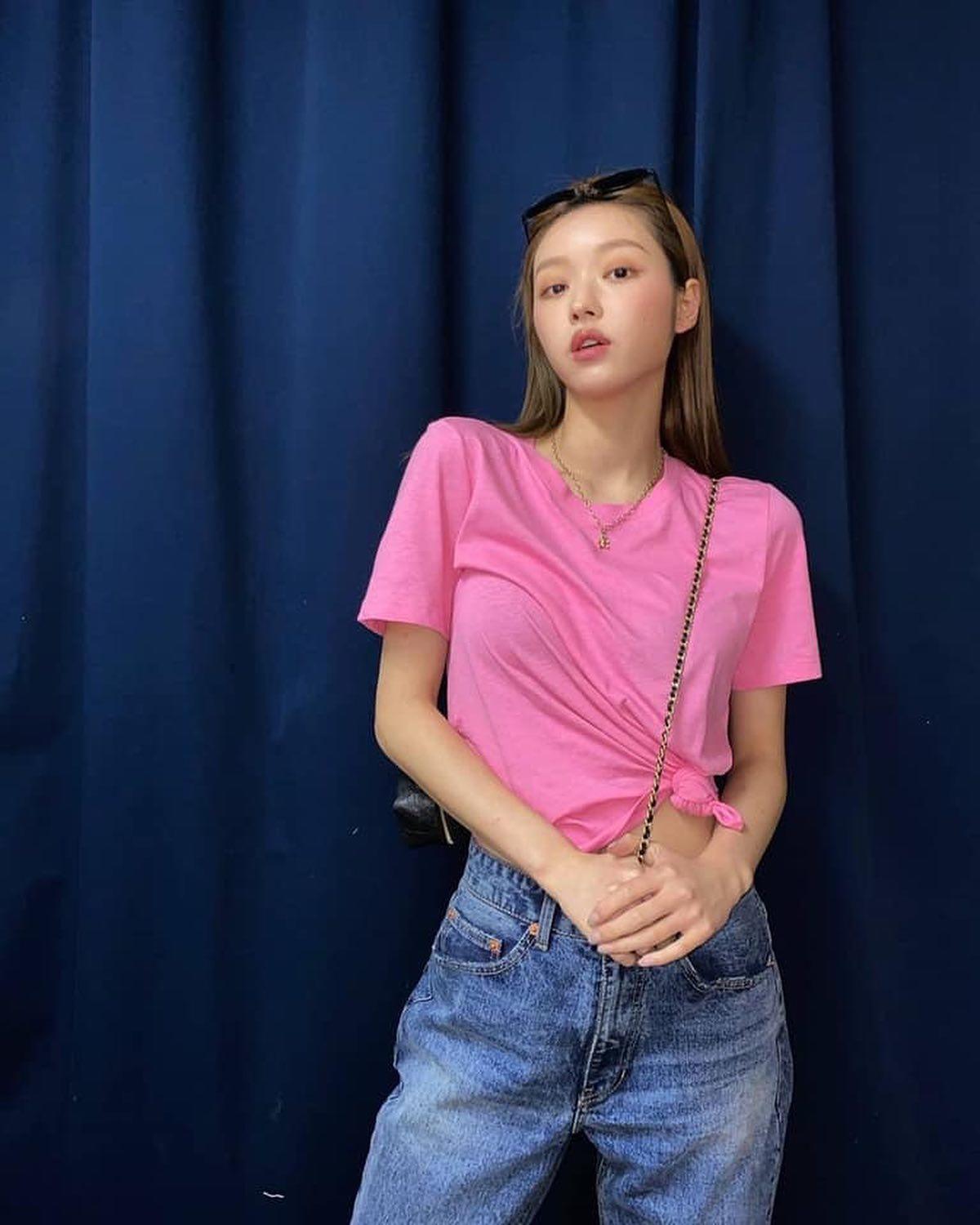 심플하게 무지티입기🤍👍🏻 이미지