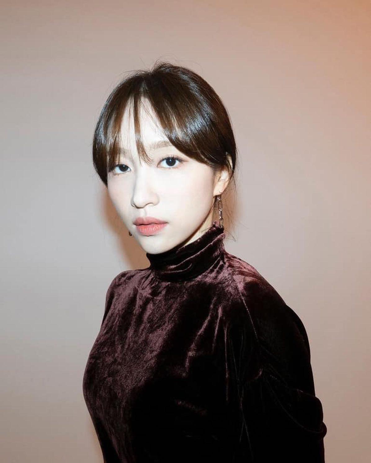 볼 때마다 더 이뻐지는 듯한,,💜 이미지