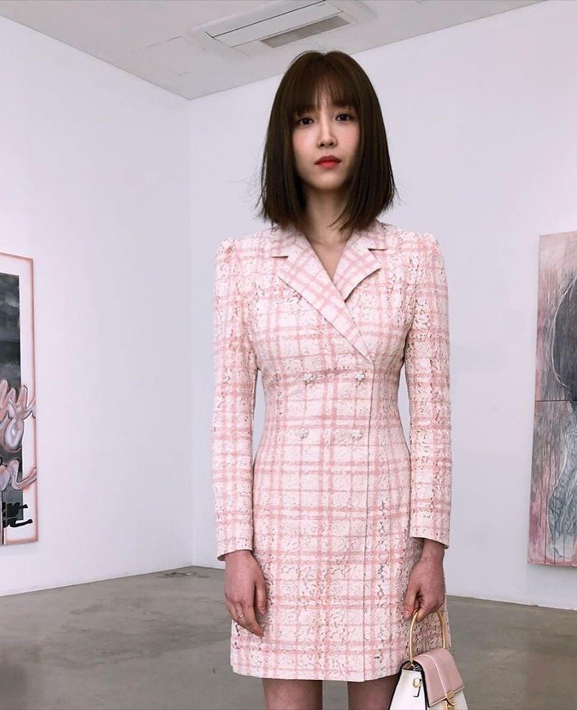 귀엽고 단아한 배우💖이초희 이미지