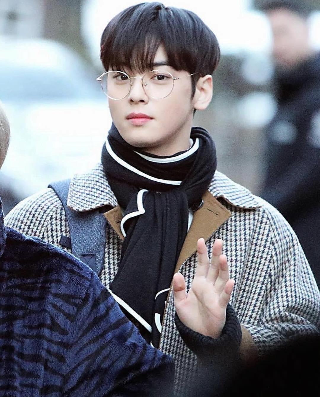 ASTRO 이미지