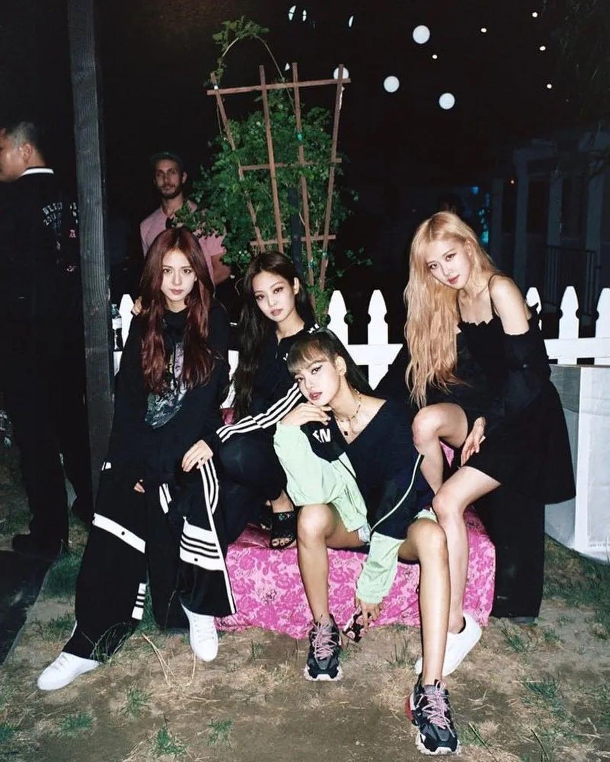블핑 6주년🎀언니들 검핑🖤💖 이미지