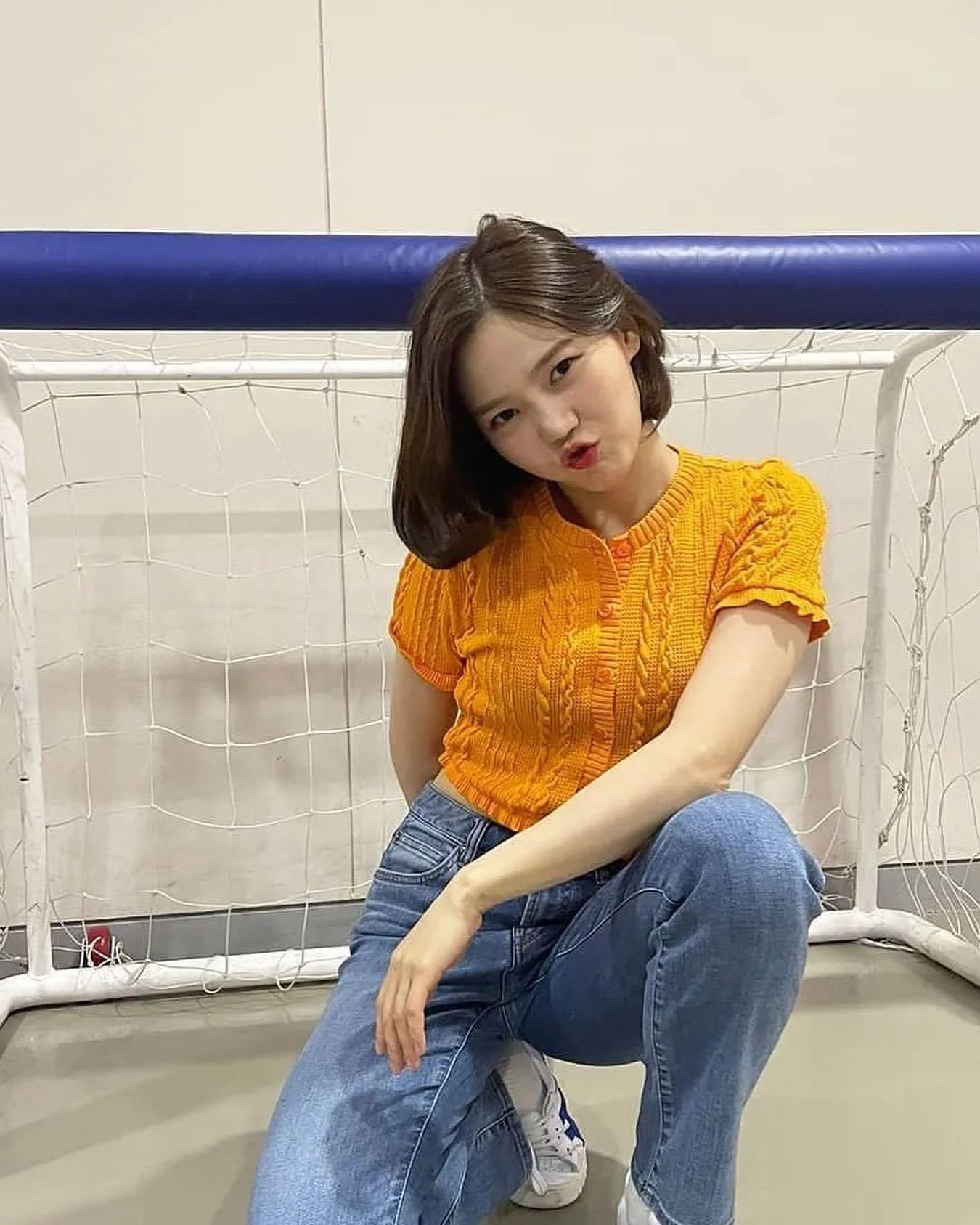 귀여운 반팔가디건은 이렇게🧶🖤 이미지"