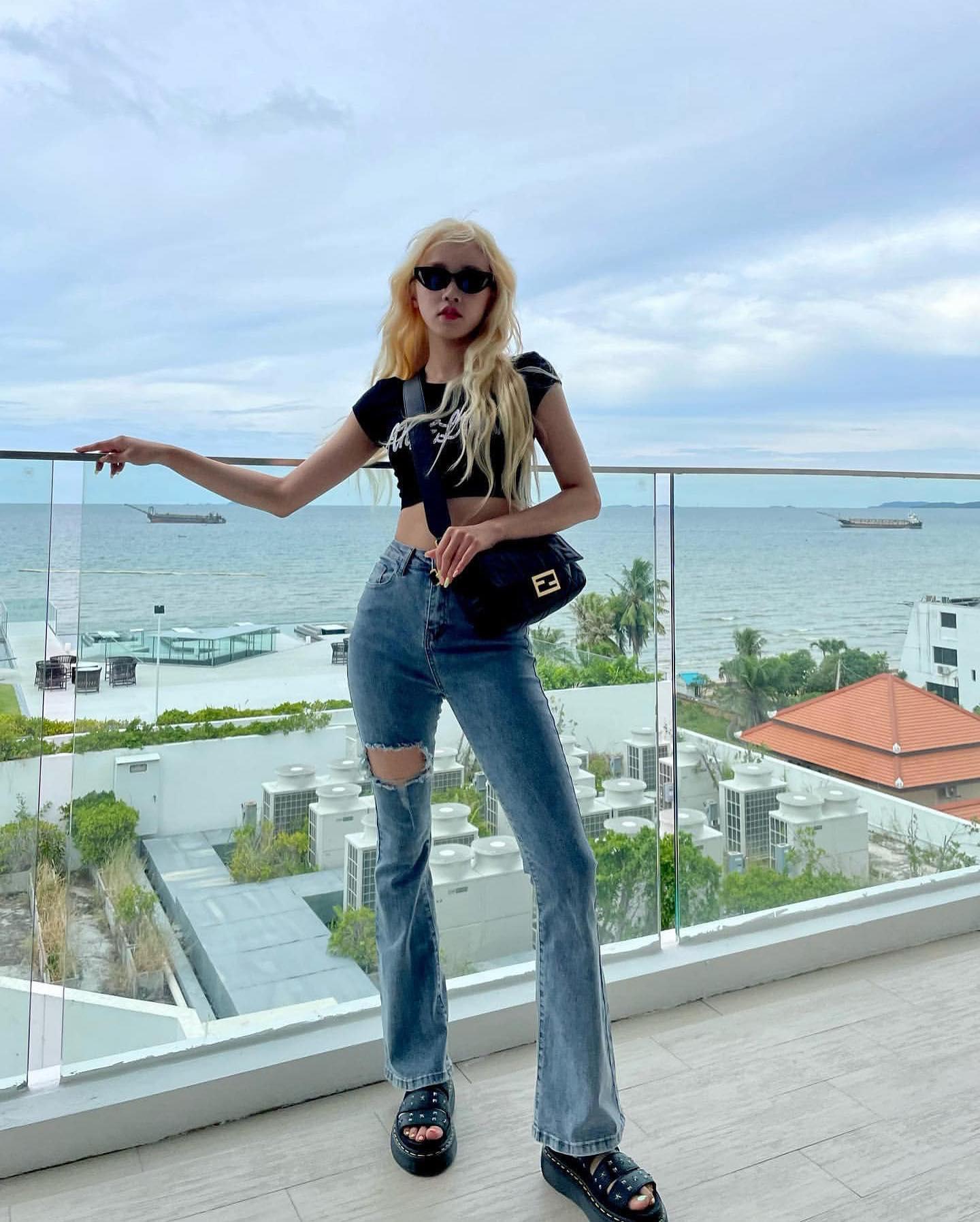 올해는 찢청 하나 필수👖😎 이미지