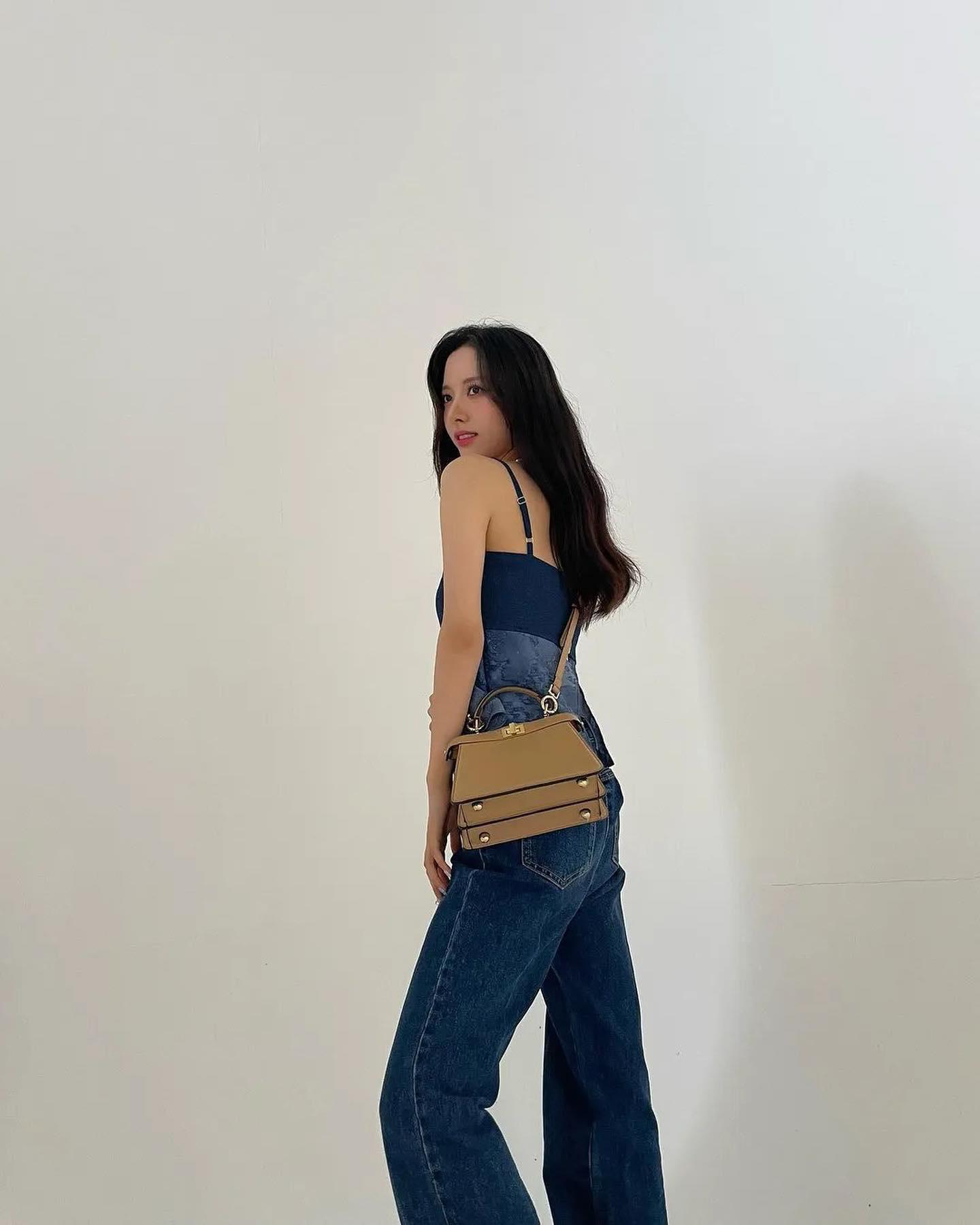 이름도 귀욤👜🤍@펜디피카부 이미지"