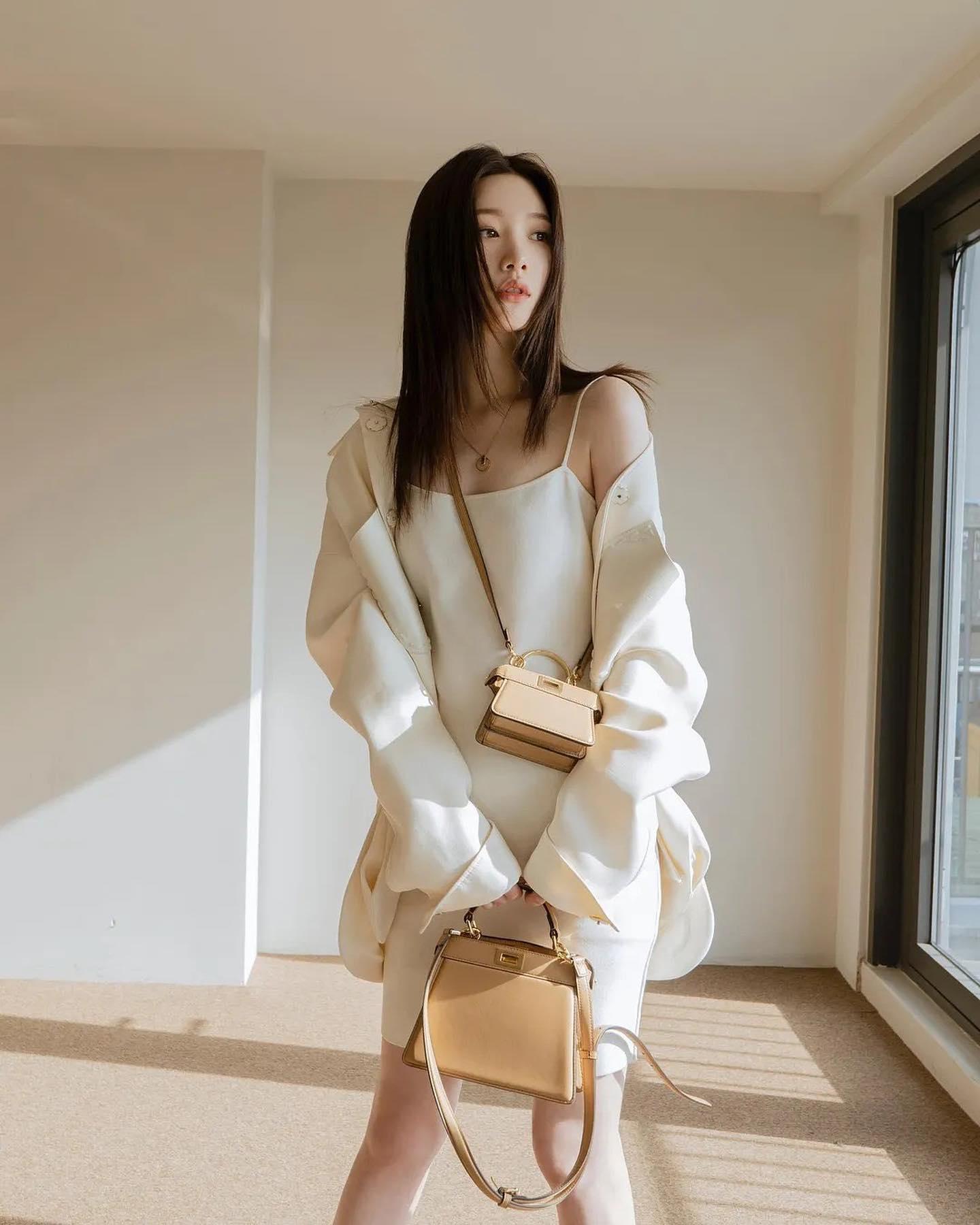 이름도 귀욤👜🤍@펜디피카부 이미지"