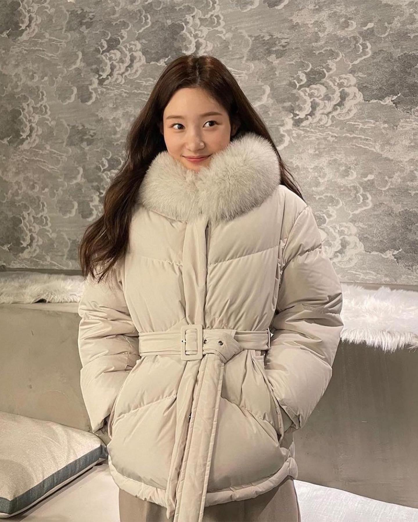 청순하고 예쁜 언니들🤍🧣겨울룩 이미지