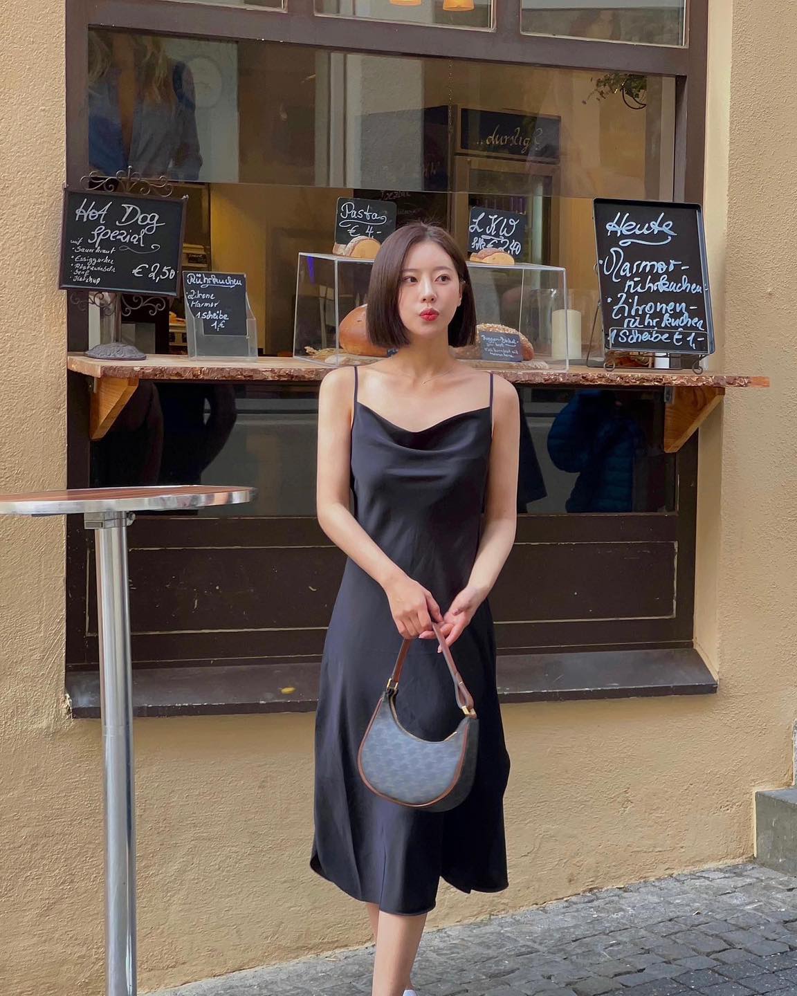 세련된 미니멀🤎🖤셀린느 아바백 이미지