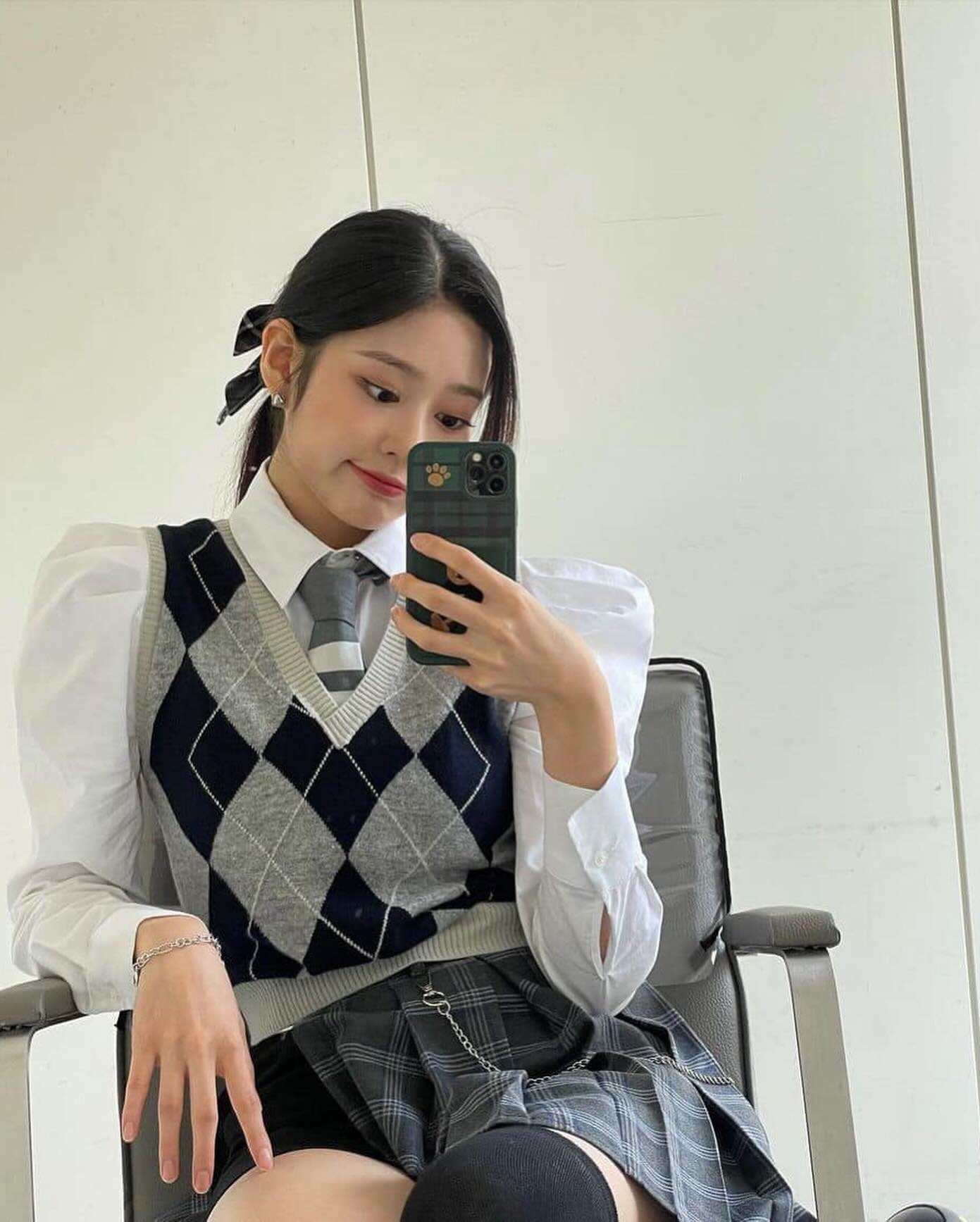 가을 필수 아가일 니트🧶🩶 이미지